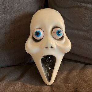 Halloween Blow Mold Hanging Head Scream Ghost Face Ghoul Vintage
